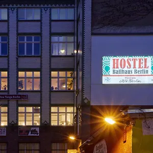 https://ballhaus-berlin-hostel.find-berlin-hotels.com